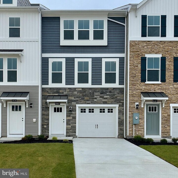 29418 Oxford Dr in Millsboro, DE - Building Photo