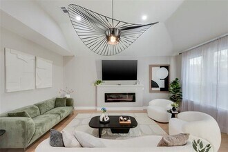 529 Pebblecreek Dr in Garland, TX - Building Photo - Building Photo