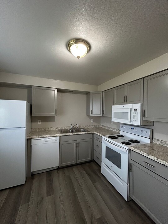 1522 S Lawson St in Airway Heights, WA - Building Photo
