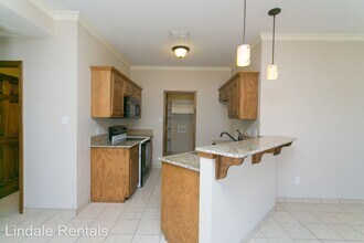 16161 Rolling Meadows Dr in Lindale, TX - Building Photo - Building Photo