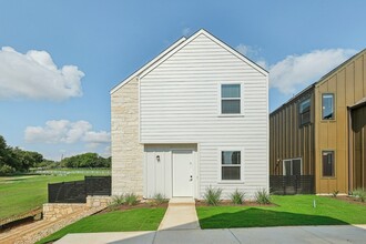 Casitas at Plum Creek in Kyle, TX - Building Photo - Building Photo