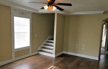 109 E North St in Leesville, LA - Building Photo - Building Photo