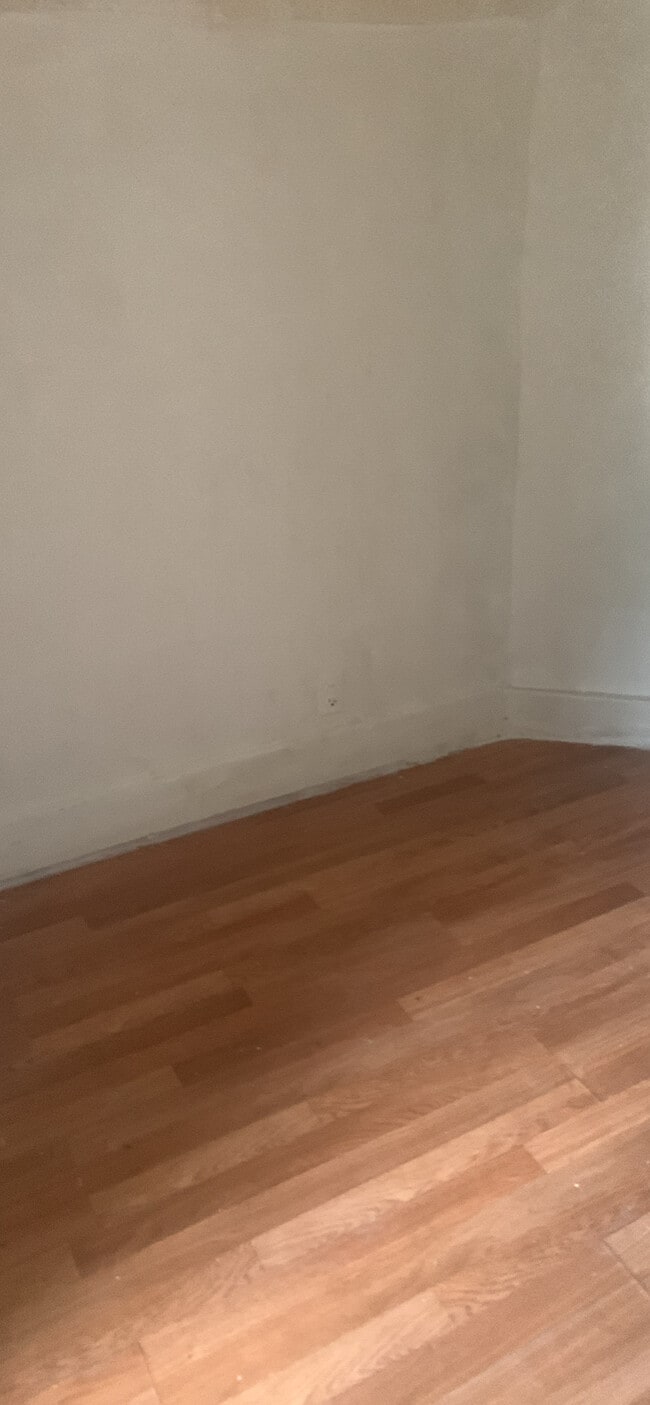 53 Park Pl, Unit One room in Irvington, NJ - Building Photo - Building Photo