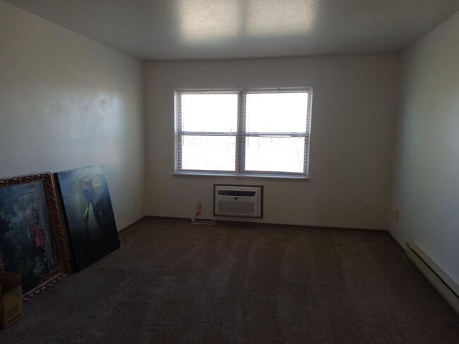 125 Crescent Lake Rd, Unit 110 in St. Clair, MO - Building Photo - Building Photo