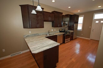 5827 Pierce St in Pittsburgh, PA - Building Photo - Building Photo