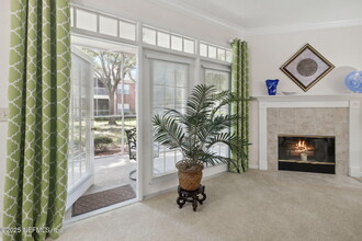 10901 Burnt Mill Rd in Jacksonville, FL - Building Photo - Building Photo