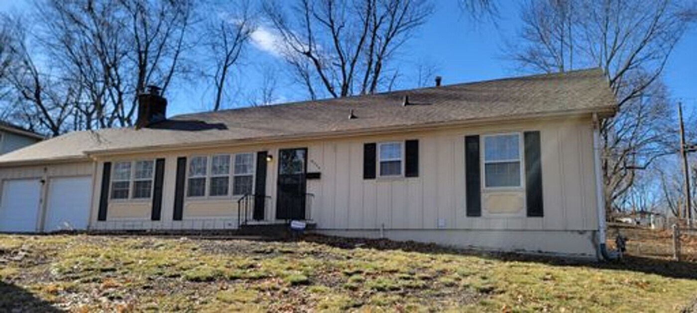 8500 Evanston Ave in Raytown, MO - Building Photo