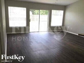 422 SW Cherryhill Rd in Port St. Lucie, FL - Building Photo - Building Photo