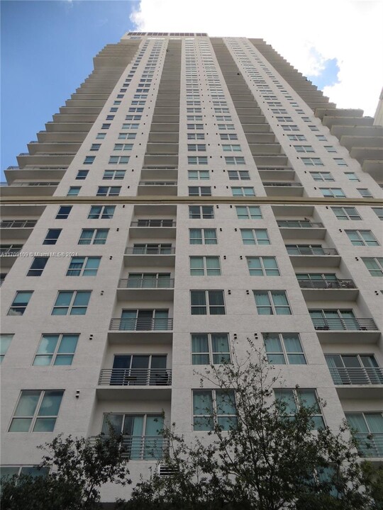 133 NE 2nd Ave, Unit 308 in Miami, FL - Foto de edificio