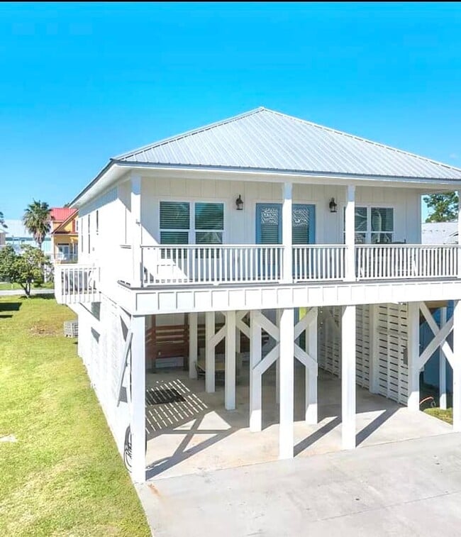 property at 5601 Bayou St John Ave