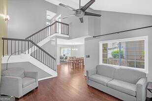 1468 Briarwood Rd NE in Atlanta, GA - Building Photo