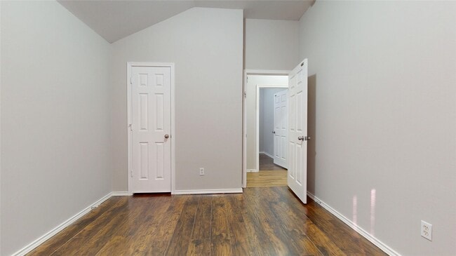 16611 Cheshire Grove Ln