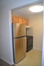 12 Saint James Pl, Unit 813 in Nashua, NH - Building Photo - Building Photo