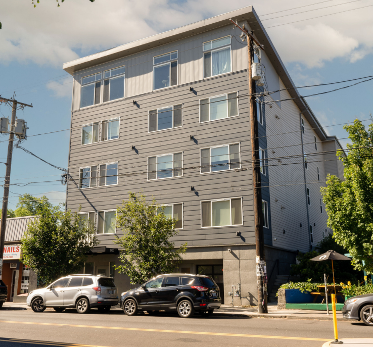 The Hub PDX Apartments in Portland, OR - Building Photo