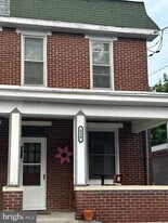 239 N Stratton St in Gettysburg, PA - Building Photo