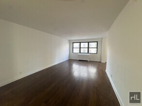 400 E 89th St in New York, NY - Building Photo - Building Photo