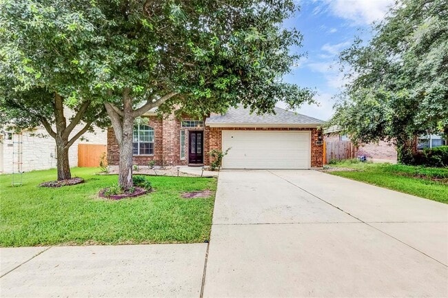 property at 3669 Pine Needle Cir