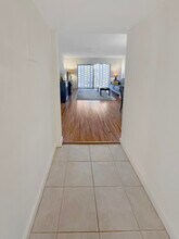 1500 Crescent Cir in Lake Park, FL - Foto de edificio - Building Photo