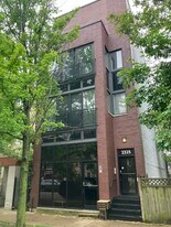 2325 W Huron St, Unit 3 in Chicago, IL - Building Photo
