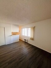 1260 Beachwood Dr in Los Angeles, CA - Building Photo - Building Photo