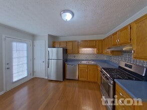 5085 Forest View Trail in Douglasville, GA - Foto de edificio - Building Photo