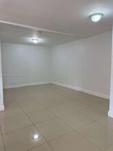 244 Westward Dr in Miami Springs, FL - Building Photo - Building Photo