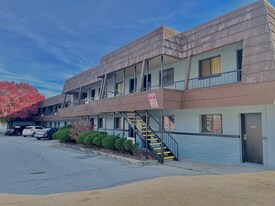 111 S Summit St, Unit 216 in Toledo, OH - Building Photo