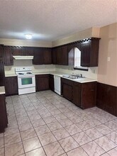 11908 Ashford Dr in Yukon, OK - Building Photo - Building Photo