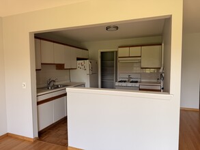 1534 Springview Ct in Wheeling, IL - Building Photo - Building Photo