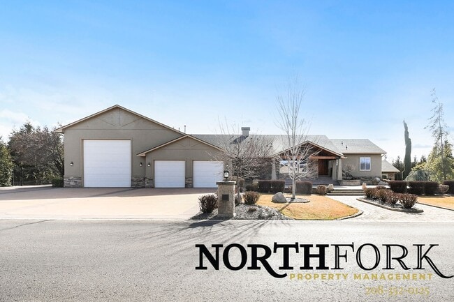 property at 7725 E Stonecastle Dr