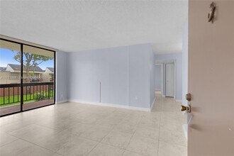 8303 SW 142nd Ave in Miami, FL - Building Photo - Building Photo