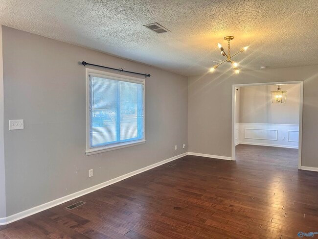 10302 Picadilly Ln SW in Huntsville, AL - Building Photo - Building Photo