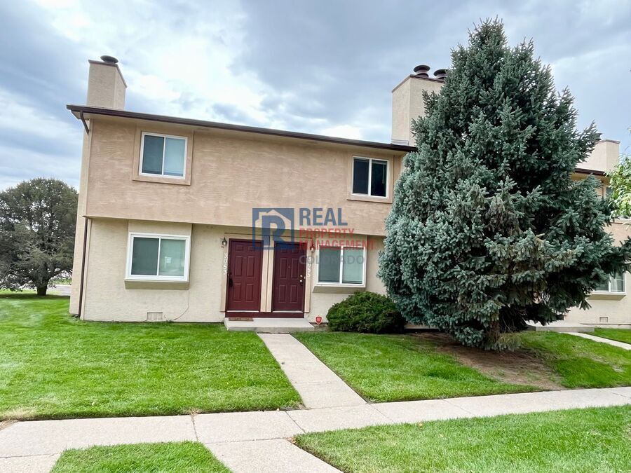 3053 Starlight Cir in Colorado Springs, CO - Building Photo