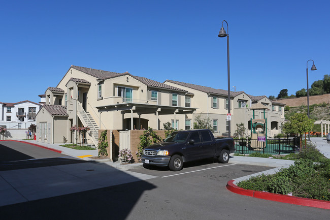 Juniper at the Preserve in Carlsbad, CA - Foto de edificio - Building Photo