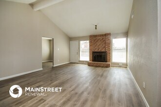 16315 Alametos Dr in Houston, TX - Building Photo - Building Photo