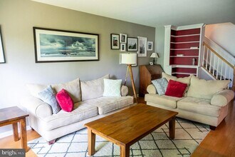 1106 Cherry Wood Ct in Phoenixville, PA - Building Photo - Building Photo
