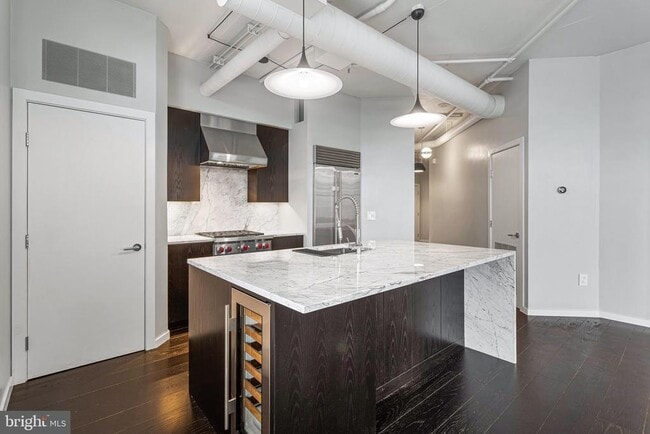 property at 1205 N Garfield St
