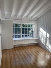 4215 Justison Ct in Miami, FL - Foto de edificio - Building Photo