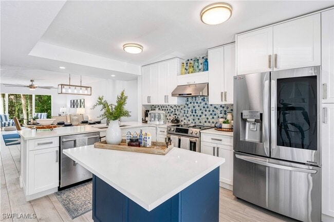 property at 3001 Sandpiper Bay Cir