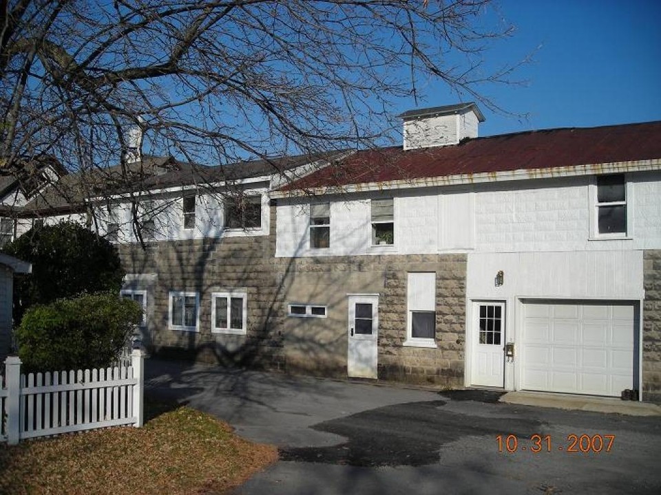 74-78 Sailly Ave in Plattsburgh, NY - Building Photo