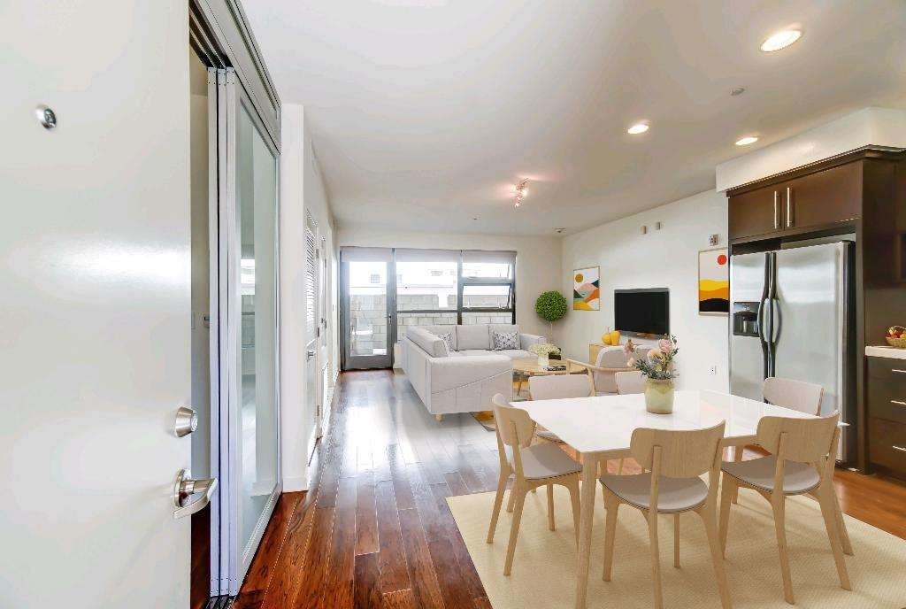 13045 Pacific Promenade in Los Angeles, CA - Building Photo