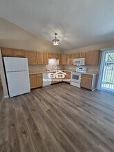 2 Spring Hill Cir in Wright City, MO - Foto de edificio - Building Photo