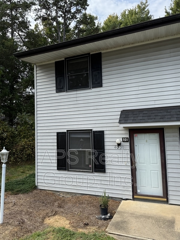 property at 4001 S Bend Dr