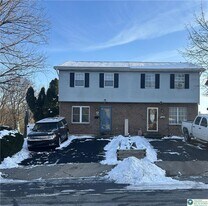 804 W Susquehanna St in Allentown, PA - Building Photo