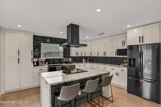 4434 Coquina Dr in Jacksonville, FL - Building Photo - Building Photo