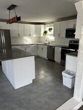 61 Eugene St in Leominster, MA - Foto de edificio - Building Photo