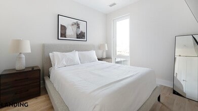 5508 7th St NW, Unit 404 in Washington, DC - Foto de edificio - Building Photo