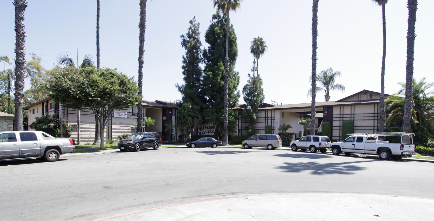 Bahama Village Apartments in Anaheim, CA - Building Photo