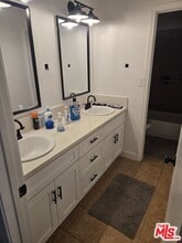 2417 S Budlong Ave in Los Angeles, CA - Building Photo - Building Photo