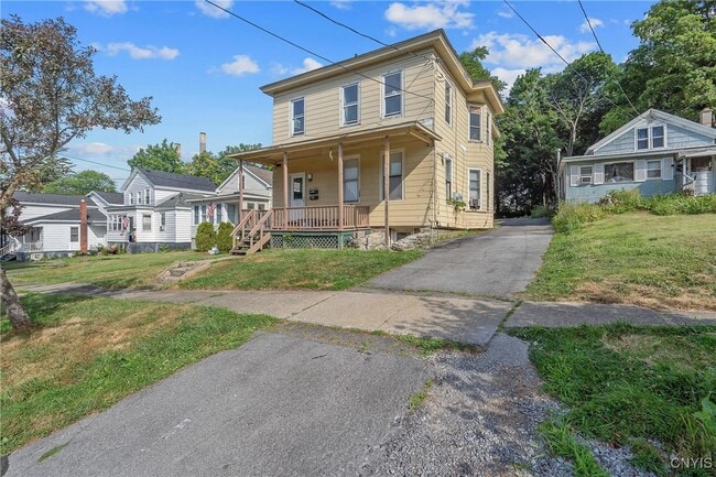 property at 117 W Schuyler St